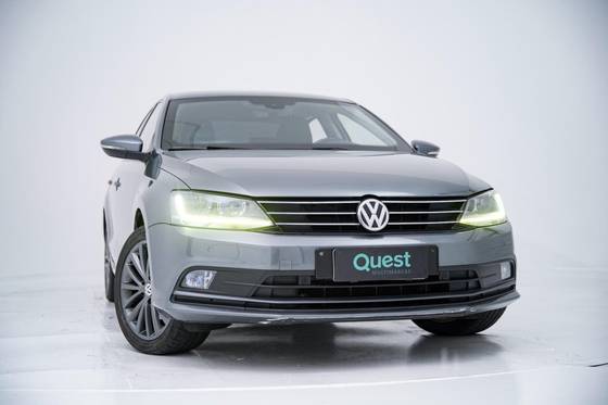 VOLKSWAGEN JETTA 1.4 16V TSI COMFORTLINE GASOLINA 4P TIPTRONIC VOLKSWAGEN JETTA 1.4 16V TSI COMFORTLINE GASOLINA 4P TIPTRONIC